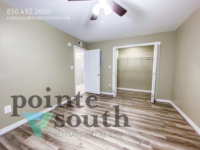 Building Photo - Bayview Terrace off Scenic Hwy!