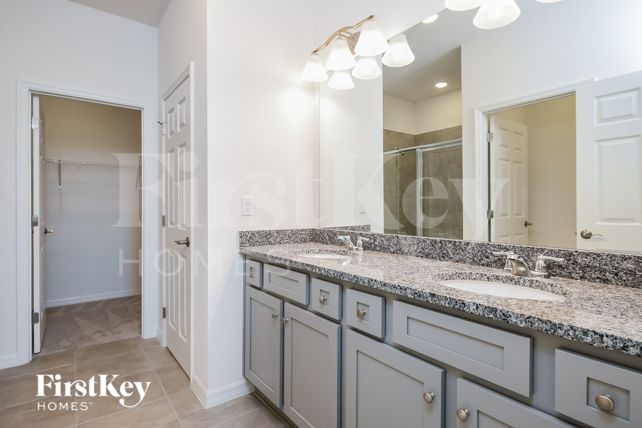 Building Photo - 1243 Ponca Rd