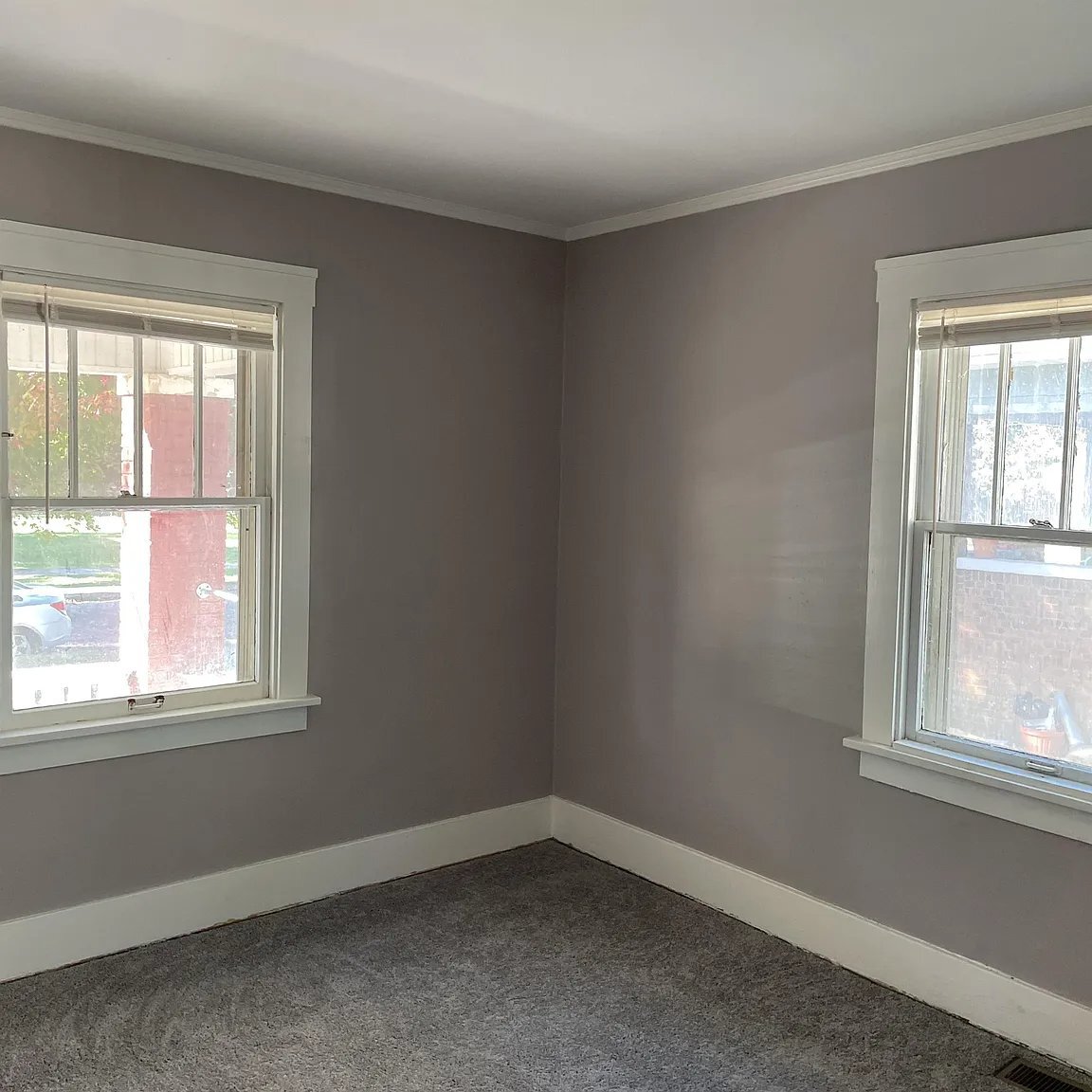 Building Photo - 1105 E Kansas St