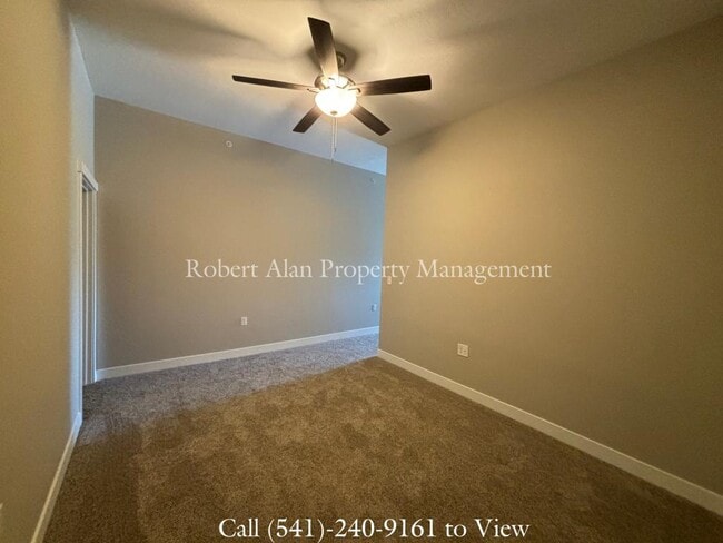 Building Photo - 2601 SW Hailey Ave