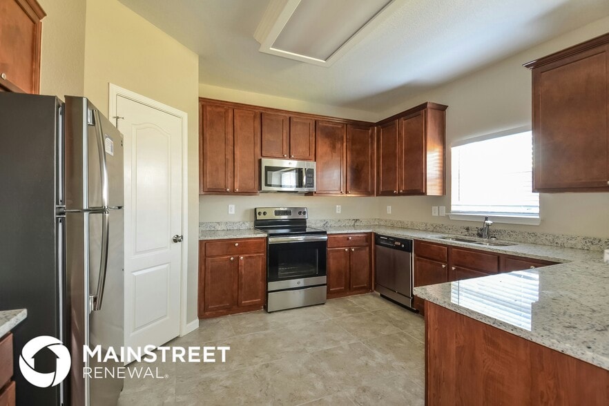 Building Photo - 4011 Bear Oak Path