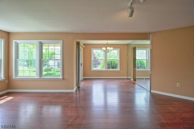 Building Photo - 2A Bristol Ct