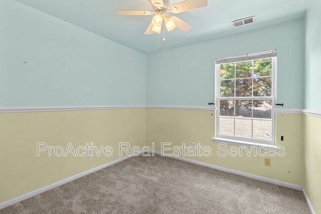 Building Photo - 5312 Pandoria Ave