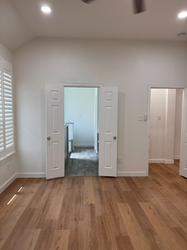 Building Photo - 2105 Lanshire Dr