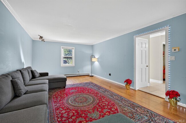 Building Photo - 101 Woodland Rd