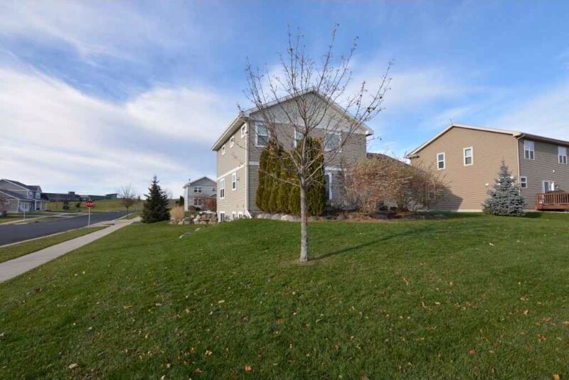 Building Photo - 441 Breckenridge Rd