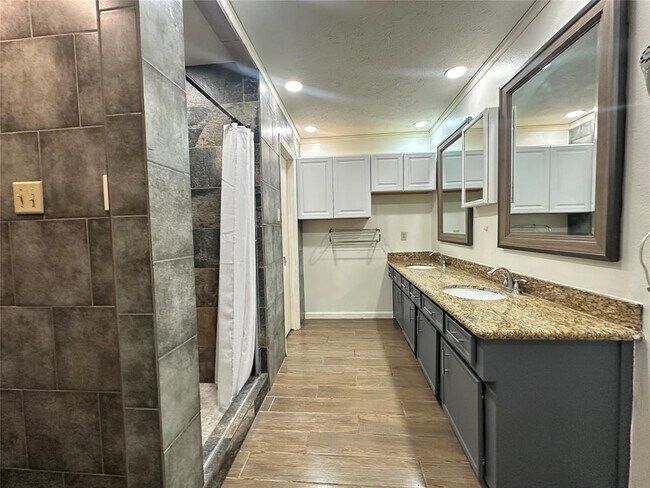 Building Photo - 3031 S Blue Meadow Cir
