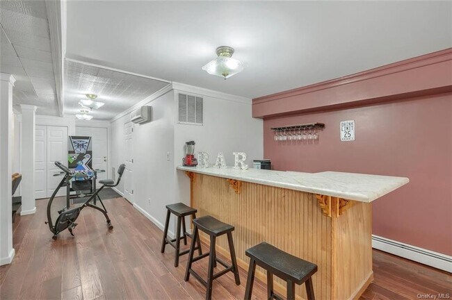 Building Photo - 53 Valley Stream Dr