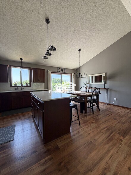 Building Photo - 16784 Olivine St NW
