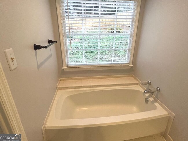 Building Photo - 3608 Downing St