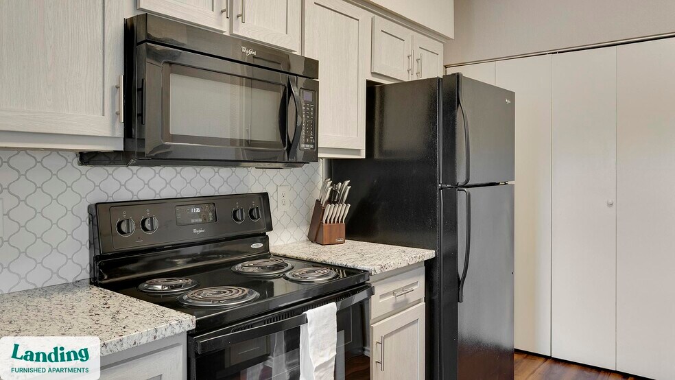 Building Photo - 165 Forestbrook Dr