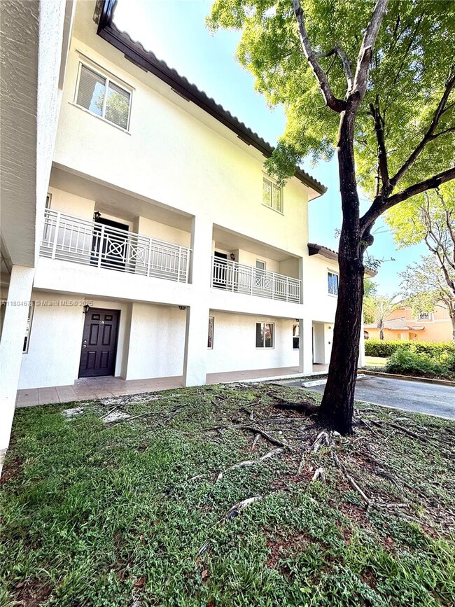 Building Photo - 8851 NW 112th Ave