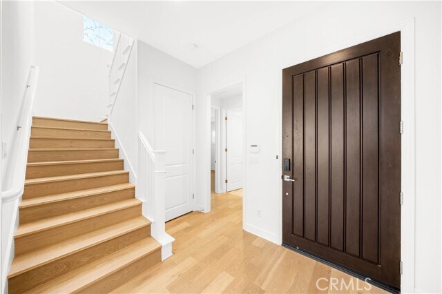 Building Photo - 68 Henson