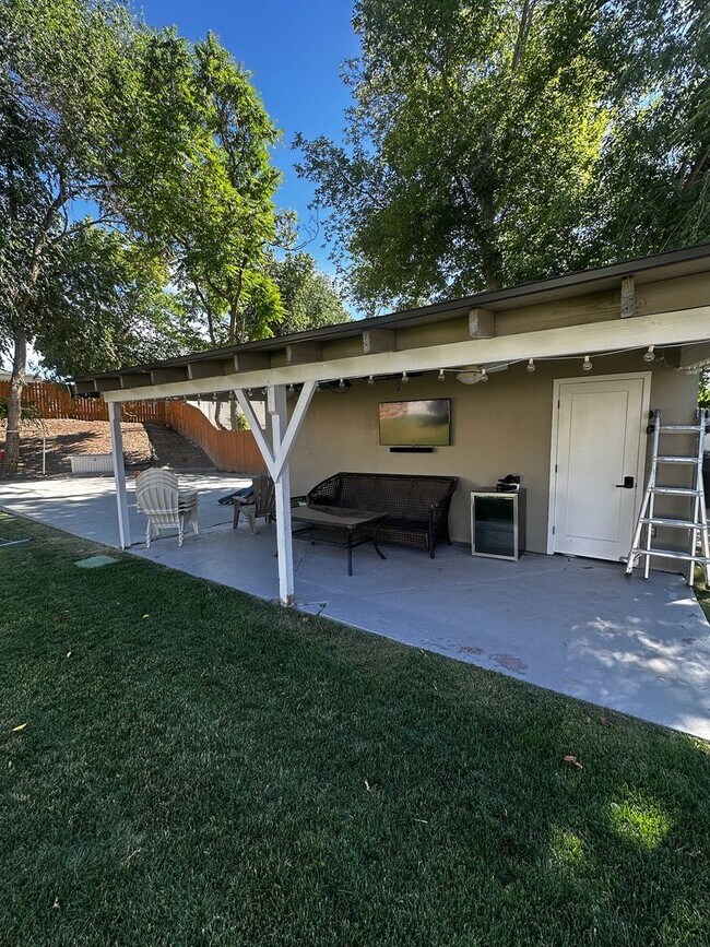 Building Photo - 1638 E 3150 S