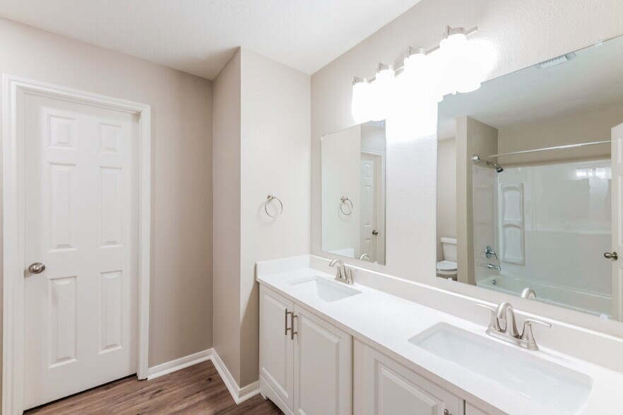 Building Photo - 5515 Deer Timbers Trail