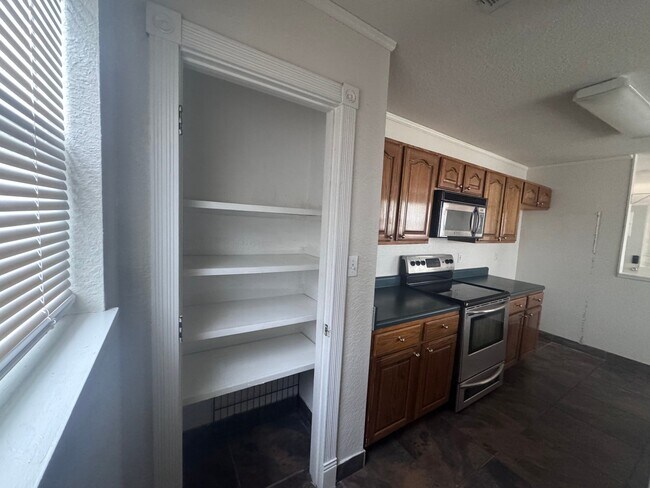 Building Photo - 110 McCurry Terrace
