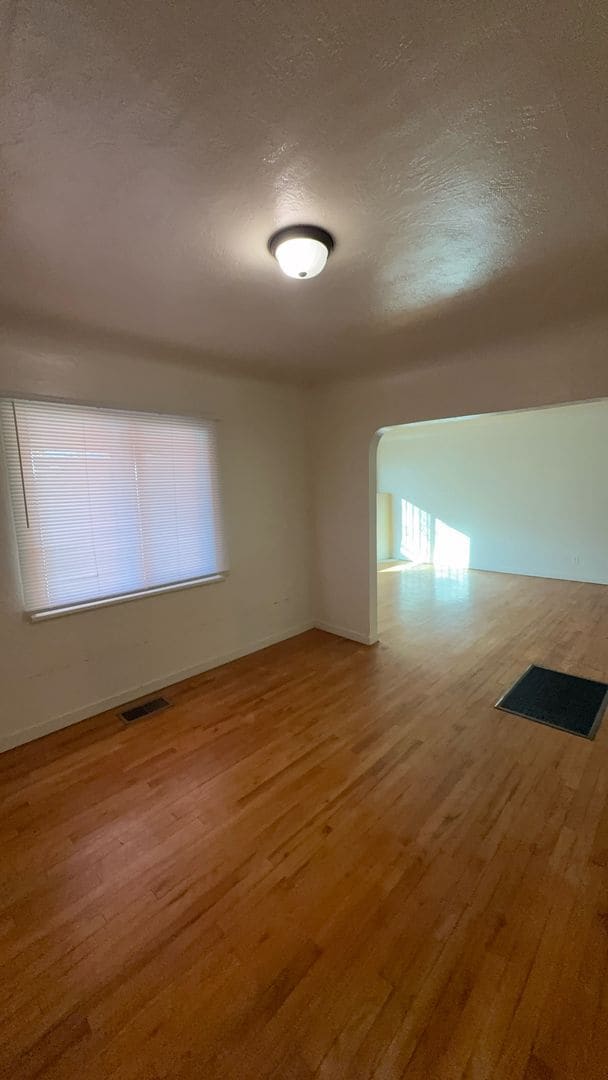 Building Photo - UNM LAW SCHOOL NORTH CAMPUS 3 Bedroom 2 Bath  with Garage
