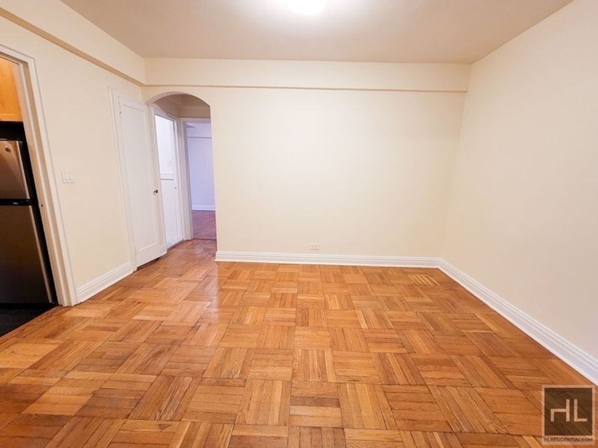 Building Photo - EAST 56 STREET