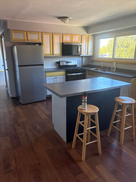 Building Photo - 13701 S Atlantic Ave