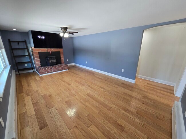 Building Photo - 107 Beech Ridge Rd