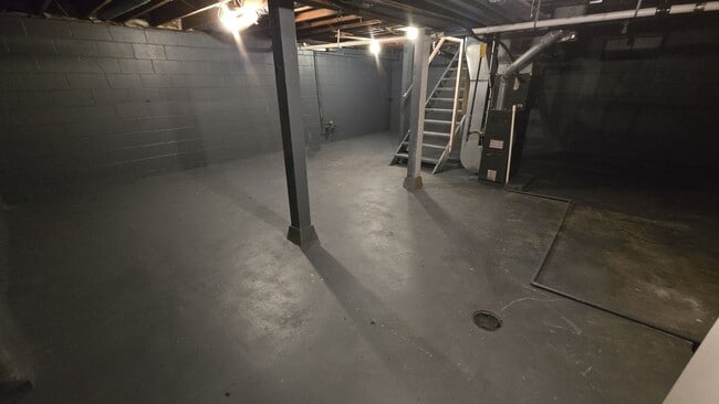 Building Photo - Charming 2-Bedroom House for Rent