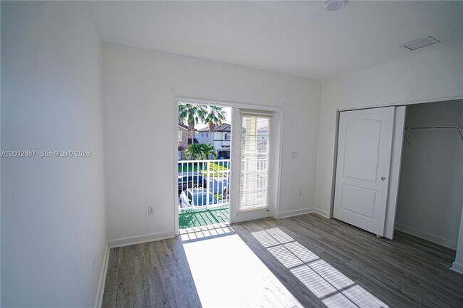 Building Photo - 1751 SW 154th Path