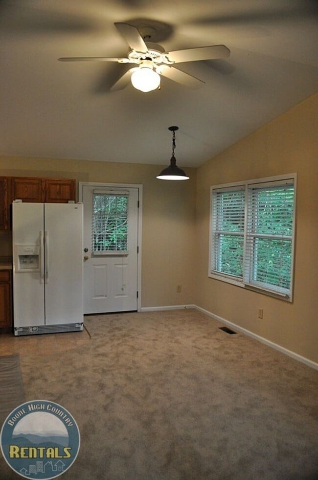 Building Photo - Cozy 2bd House In Great Location!