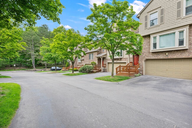 Building Photo - 6352 Aspen Ridge Blvd