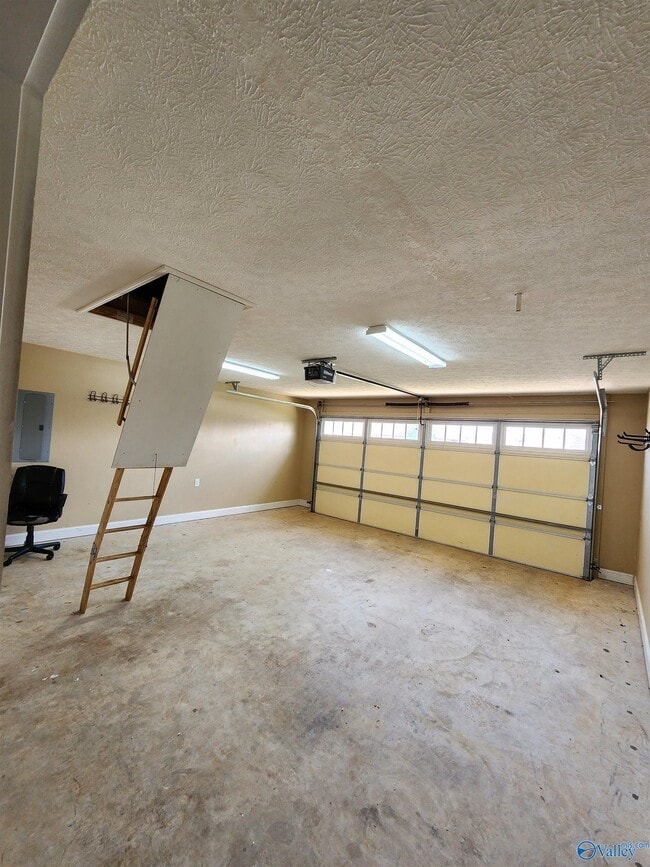 Building Photo - 25751 Caldera Dr