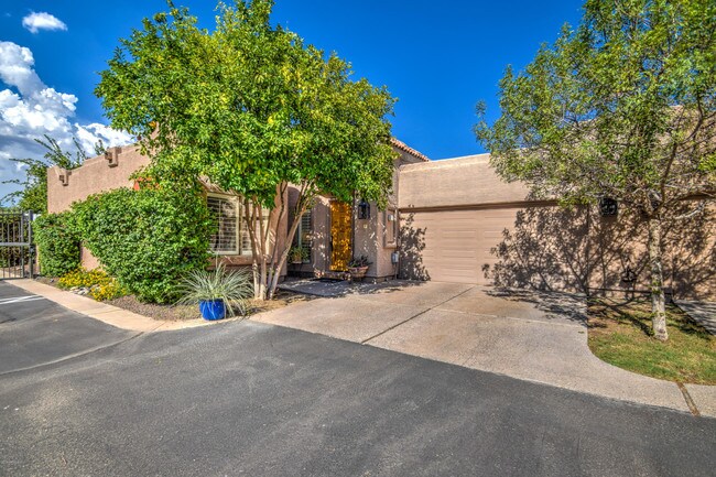 Primary Photo - 3015 E Coolidge St