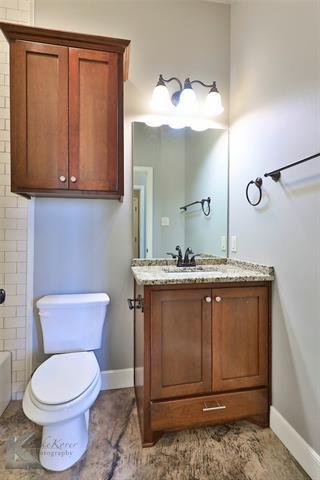 Building Photo - 3810 Carrera Ln