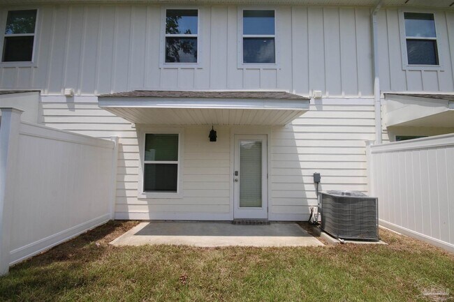 Building Photo - 8686 Meadow Flower Ln