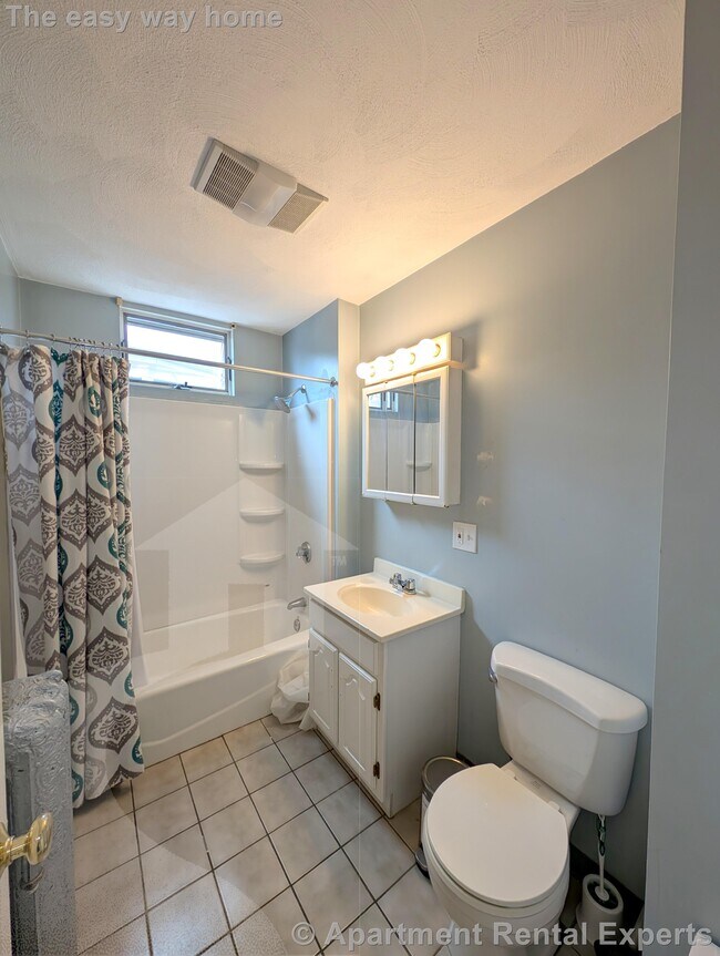 Building Photo - 79 Conwell Ave