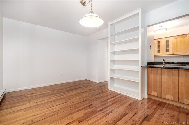 Building Photo - 168 Belltown Rd