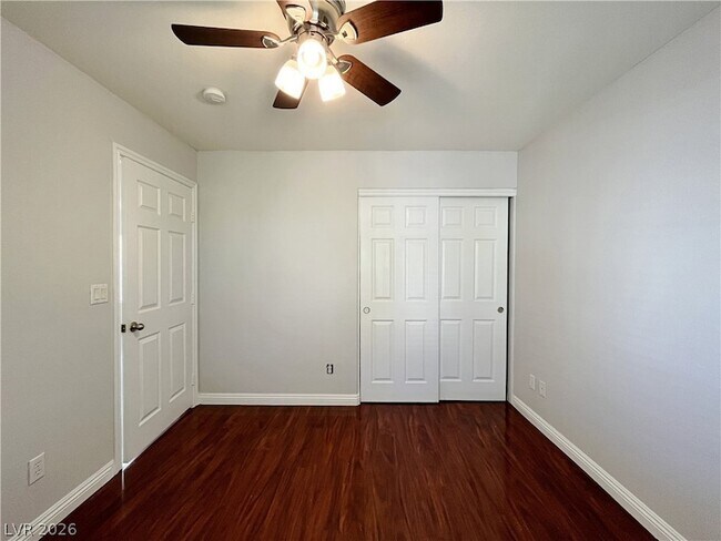 Building Photo - 1627 Bamboo Rain Ave