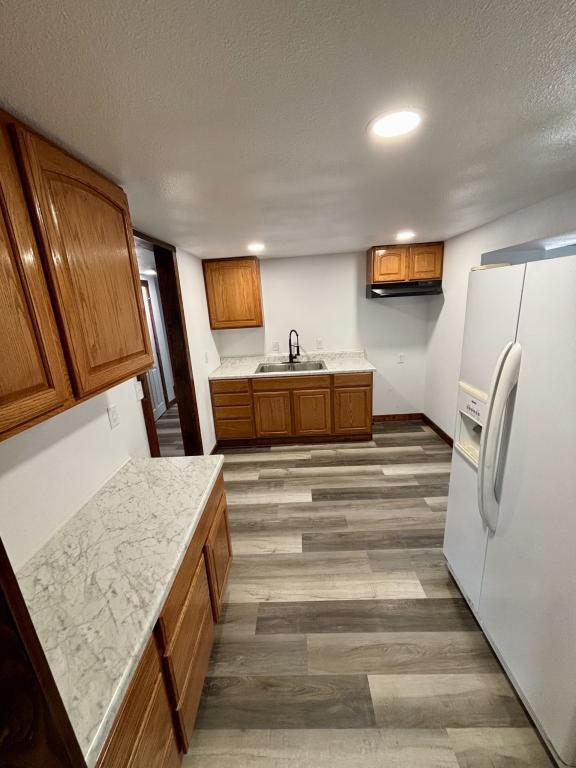 Building Photo - 360 Amoretti St