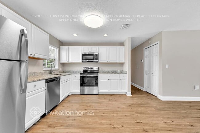 Building Photo - 2121 Oneta Ct