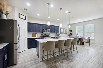 Building Photo - 10053 Aly May Dr