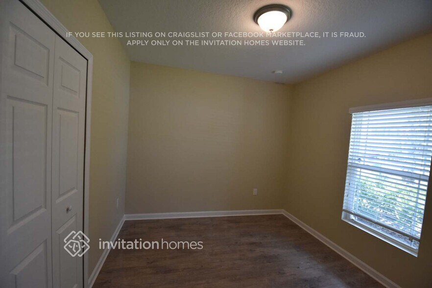 Building Photo - 3853 Radley Dr