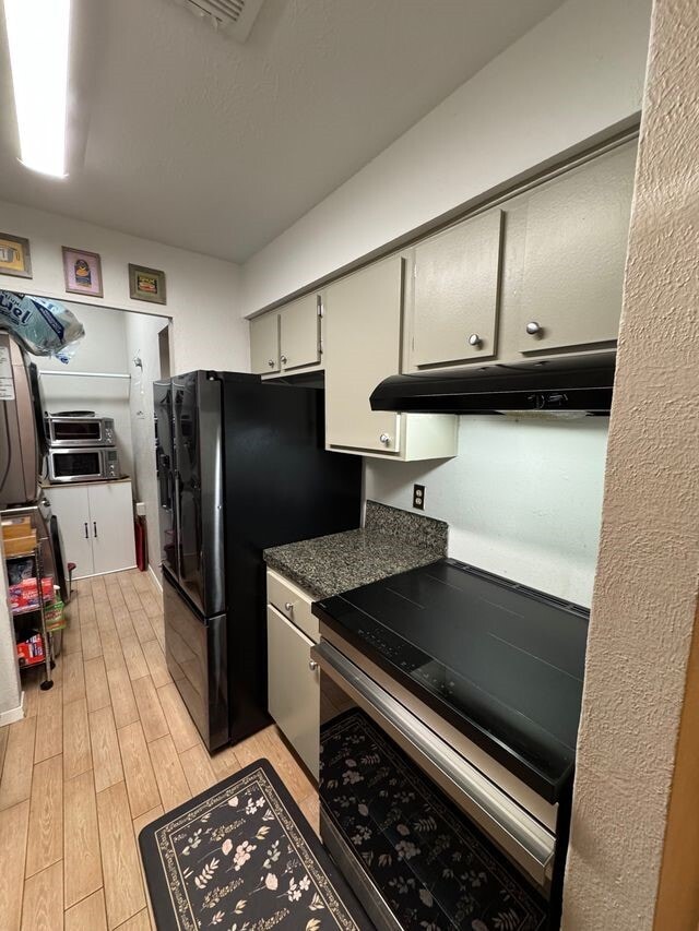 Building Photo - 5000 Milwee St