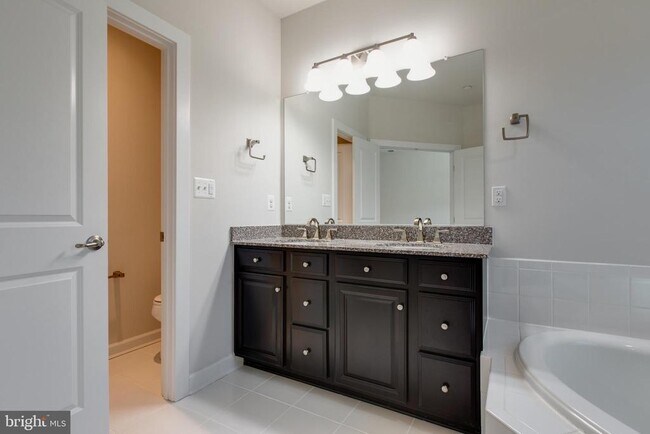 Building Photo - 7311 Taylor's Hill Ln