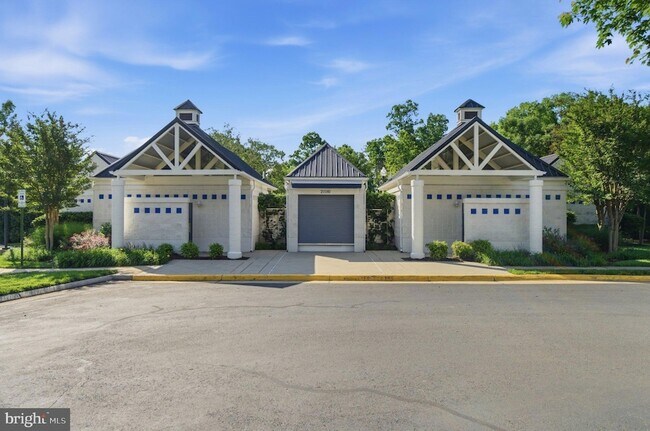 Building Photo - 21553 Field Station Terrace