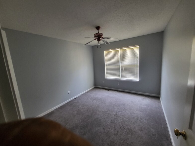 Building Photo - 428 Firebridge Dr