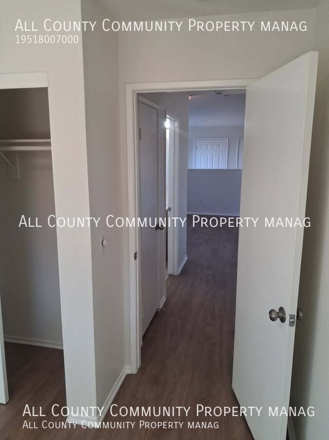Building Photo - 58439 Palisade Dr