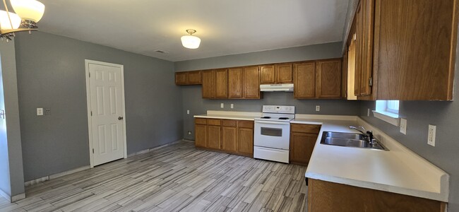 Building Photo - 1103 Mallard Pl