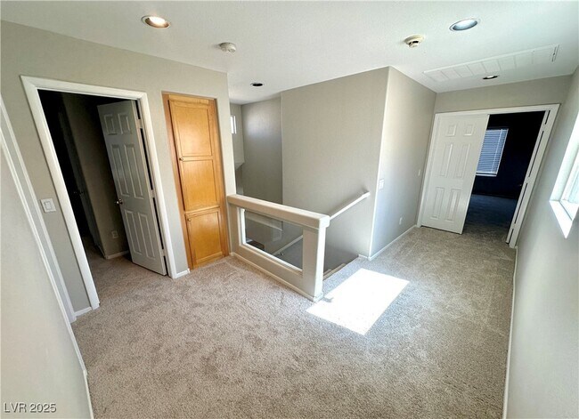 Building Photo - 7612 Glorietta Bay Ct