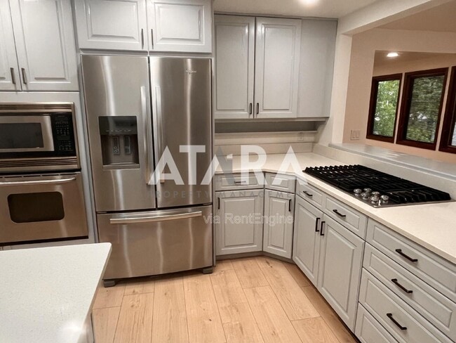 Building Photo - 2141 S 2060 E