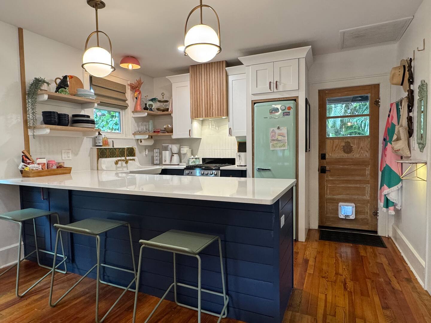 Building Photo - 116 23rd St N