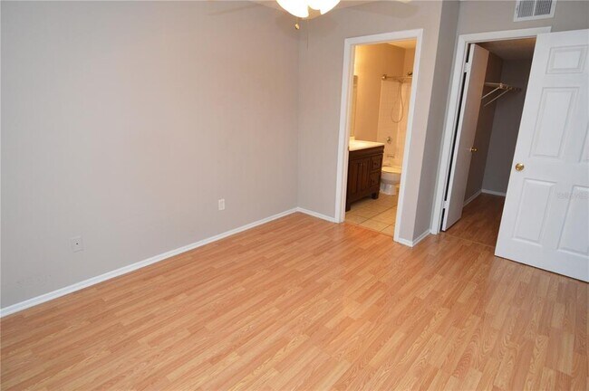 Building Photo - 8653 Fancy Finch Dr