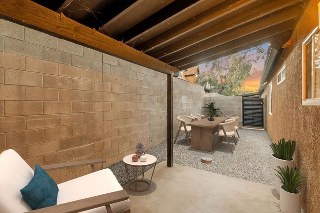 Building Photo - 2358-2 N 6th Ave